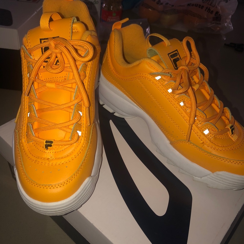 FILA Disruptor II Premium Dark Yellow Women's 8.5